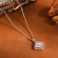 Elegante roestvrijstalen ketting met vierkante roze kristallen hanger en zilveren ketting - Necklace Only (Square Pink Rhinestone) / Zilver