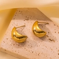 Minimalistische goudvergulde dikke C-vormige oorbellen met glanzende spiegelafwerking - Gouden traan stijl / Goud