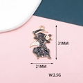 Vue détaillée d'un pendentif docteur de la peste en alliage, dimensions 31x21mm, 2,5g - Médecin de la Peste Style B