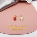 Red enamel maple leaf pendant in gold alloy for DIY jewelry necklace and earrings - 10 Pieces Pack / Red