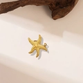 Primer plano detallado de un anillo de estrella de mar dorado con textura realista y abierto - Anillo Abierto de Estrella de Mar Grande con Textura (F229) / Dorado