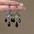 Detail of vintage palace style dangle earrings with black teardrop beads and crystals - 2# Black Coffee Gold (Silver Earring Post)