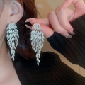Vue détaillée de boucles d'oreilles pendantes en strass et argent de style vintage - 29# Tige d'oreille en argent - Argent