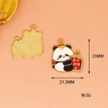 Detailweergave van de panda-hanger met afmetingen van 23mm x 21,5mm en een gewicht van 2g. - Gunstige Panda