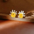 Boucles d'oreilles fleur jaune étincelantes avec pierres claires montées sur argent - Aiguille Argentée N° 72 - Argent - Jaune