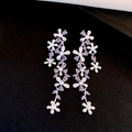 Elegante lila Kristall Blumen Quasten Ohrringe mit Silber-Finish für Damen - Marquise-Zirkonia-Blumenquaste (61#)