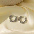 Minimalistische zilveren oorringen van gepolijst roestvrij staal in dik design - 4*20mm / Zilver