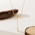 Titanium steel choker with bow knot and imitation pearls on a natural wood base - Artificial Pearl Bow Necklace ([H410]) / Gold