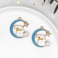 Dije de conejo esmaltado con luna azul y perla blanca para accesorios de joyería DIY - Conejo De Luna Azul / Paquete de 10