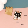 Vista detallada de un dije de esmalte de perro blanco y negro con dimensiones y peso. - Paquete de 10 / Shiba Inu Negro