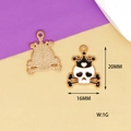 Close-up detail showing dimensions and weight of skull crown charm for Halloween jewelry making - Black and White Crown Skull