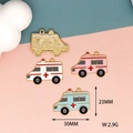 Ciondoli in lega a forma di ambulanza per gioielli fai-da-te, vista dettagliata 30mm x 23mm. - Ambulanza (7)
