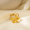Eleganter goldener Blumenring mit Vintage-Blütenblättern und offenem Design - Fünfblättriger Blumenring (QYF228) / Gold