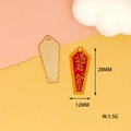 Detailansicht des roten Glücksbringer-Anhängers mit goldenen 28mm und 12mm Maßangaben - 16 Jede Frage Lösen