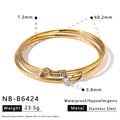 Bracciale rigido triplo in acciaio inossidabile placcato oro 18k con cristallo - Stile Triplo Annidato (NB-B6424) / Diametro Interno 60.2mm