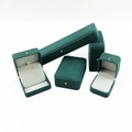 Set of dark green velvet jewelry boxes with gold buckles for rings and bracelets - Turquoise Green