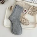 Klassische graue gerippte Socken für Damen im minimalistischen Baumwollmix-Stil - Einheitsgröße / Hellgrau