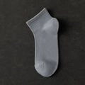 Calcetines grises de malla para hombre con tejido antibacteriano 10A transpirable - Gris Pino
