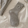 Grau melierte Baumwollsocken mit süßer Hundestickerei und gerippten Bündchen im Minimal-Stil - Einheitsgröße / Hellgrau