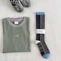 Olive green long sleeve sports T-shirt with color block socks and retro sneakers set - One Size / Blue Gray Contrast
