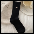 Klassische schwarze Socken mit Rippstrick und einer Retro-Schleife für Freizeitlooks - Einheitsgröße / Schwarz