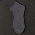 Men's low-cut business socks in charcoal grey with silk-blend cooling knit fabric - One Size / Iron Grey