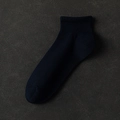 Men's navy blue ankle sports sock featuring a high-elastic ribbed cuff in breathable cotton - One Size / Navy Blue