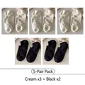 Set di 5 paia di calzini invisibili a pois nei colori crema e nero per scarpe basse - 5 Paia / Nero*2/Crema*3