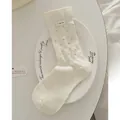 Chaussettes mi-hautes en coton blanc style coréen avec pois gris et étiquette I dig you - crème