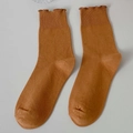 Calcetines media pierna de algodón amarillo jengibre con bordes de volantes y punto canalé - Naranja