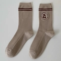 Calze a metà polpaccio giapponesi in cotone kaki con maglia a coste e toppa con orsetto - Taglia unica / Color Tè al Latte
