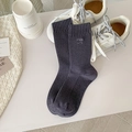 Dark gray ribbed crew socks with embroidered bow detailing for women in a cozy winter style - One Size / Dark Gray
