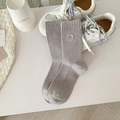 Light gray cotton crew socks with bow embroidery and ribbed knit texture - One Size / Milk Coffee