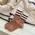 Chaussettes en maille marron à rayures noires et blanches, style mi-mollet côtelé - Triple Rayure (1 Paire)