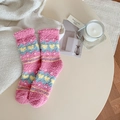 Calze termiche rosa Fair Isle con cuori gialli in spesso velluto corallo morbido - Contrasto di Cuore Rosa Rosa
