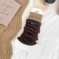 Gestrickte zweifarbige Stulpen in Braun und Beige mit aufgenähtem Handmade-Stoffetikett - Dunkelkaffee-Hellkaffee Kontrast