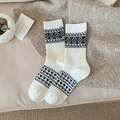 Calze vintage Fair Isle in maglia bianca e nera per il calore invernale ideale - Bianco