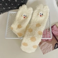 Warme Korallenvlies-Socken für den Winter mit Kaninchen-Stickerei und braunen Punkten - Einheitsgröße / Gelb
