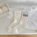 Chaussettes beige à nœud damier et dentelle style ballerine élégante - Taille unique / Blanc Cassé