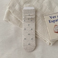Calcetines de punto beige con flores azules, estilo vintage elegante para otoño - Color Avena