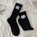 Schwarze Socken mit Spitzenbesatz und blauem Streifen-Etikett im Balletcore-Stil - Einheitsgröße / Schwarz