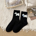 Schwarze gesprenkelte Baumwollsocken für Damen mit weißer Plüsch-Hunde-Stickerei-Detail - Einheitsgröße / Schwarz (Weiße Hund Blaue Bommel)