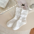Calcetines blancos con volantes para mujer con una estética de ballet elegante y holgada - Blanco