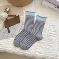 Calzini classici a righe grigio e blu navy con un elegante bordo arrotolato - Taglia unica / Grigio Bordo Blu