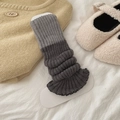 Jambières tricotées en patchwork gris avec texture côtelée et bords ondulés pour femme - Taille unique / Gris Foncé & Clair