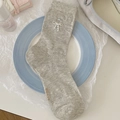 Hellgraue Socken mit Jacquard-Punkten und weißer Schleife im eleganten Ballett-Stil - Einheitsgröße / Grau Knopf Schleife