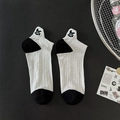 Fantasmini bianchi in mesh con tallone nero e ricamo di coniglio carino da donna - Patchwork Bianco e Nero con Cucciolo
