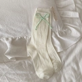 Chaussettes mi-mollet blanc crème avec côtes verticales et nœud vert clair - Nœud Vert (Chaussette Blanc Crème)