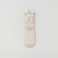 Calcetines finos de malla beige media pierna con dulce lazo de encaje blanco y canalé - Caqui