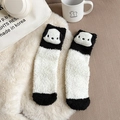Calze in pile di corallo panda bicolore bianco e nero con graziose orecchie 3D - Taglia unica / Calzini Bianchi Cane